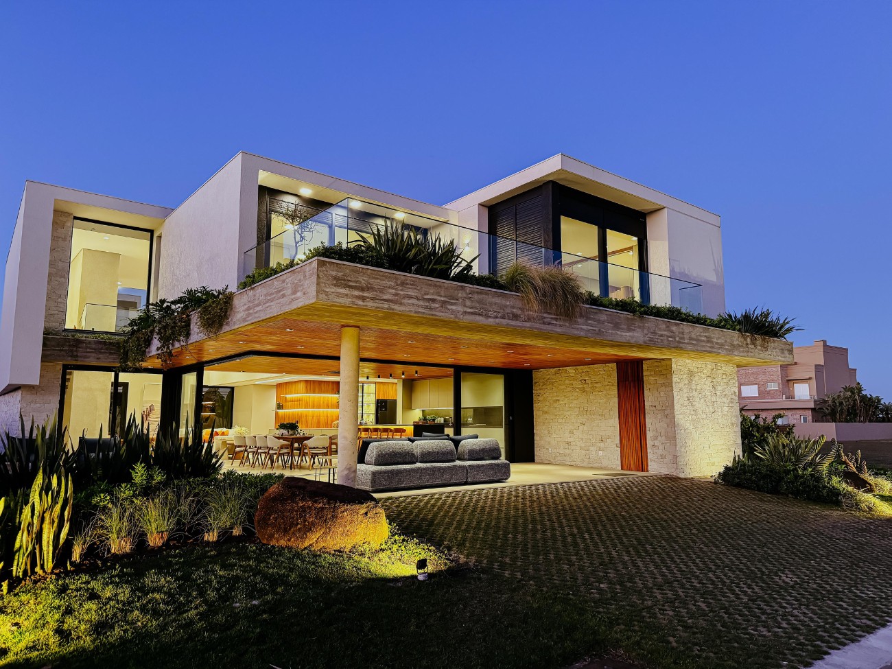 Imagem do imóvel Casa em condomínio 6 dormitórios para aluguel, Remanso em Xangri-lá referência 237404