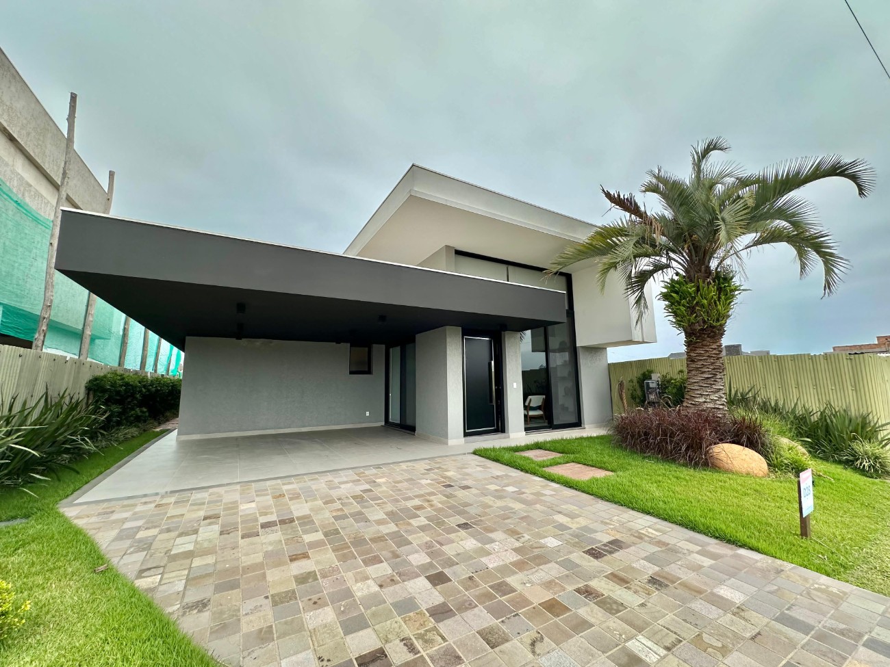 Imagem do imóvel Casa em condomínio 3 dormitórios para aluguel, Curumim em Capão Da Canoa referência 238727