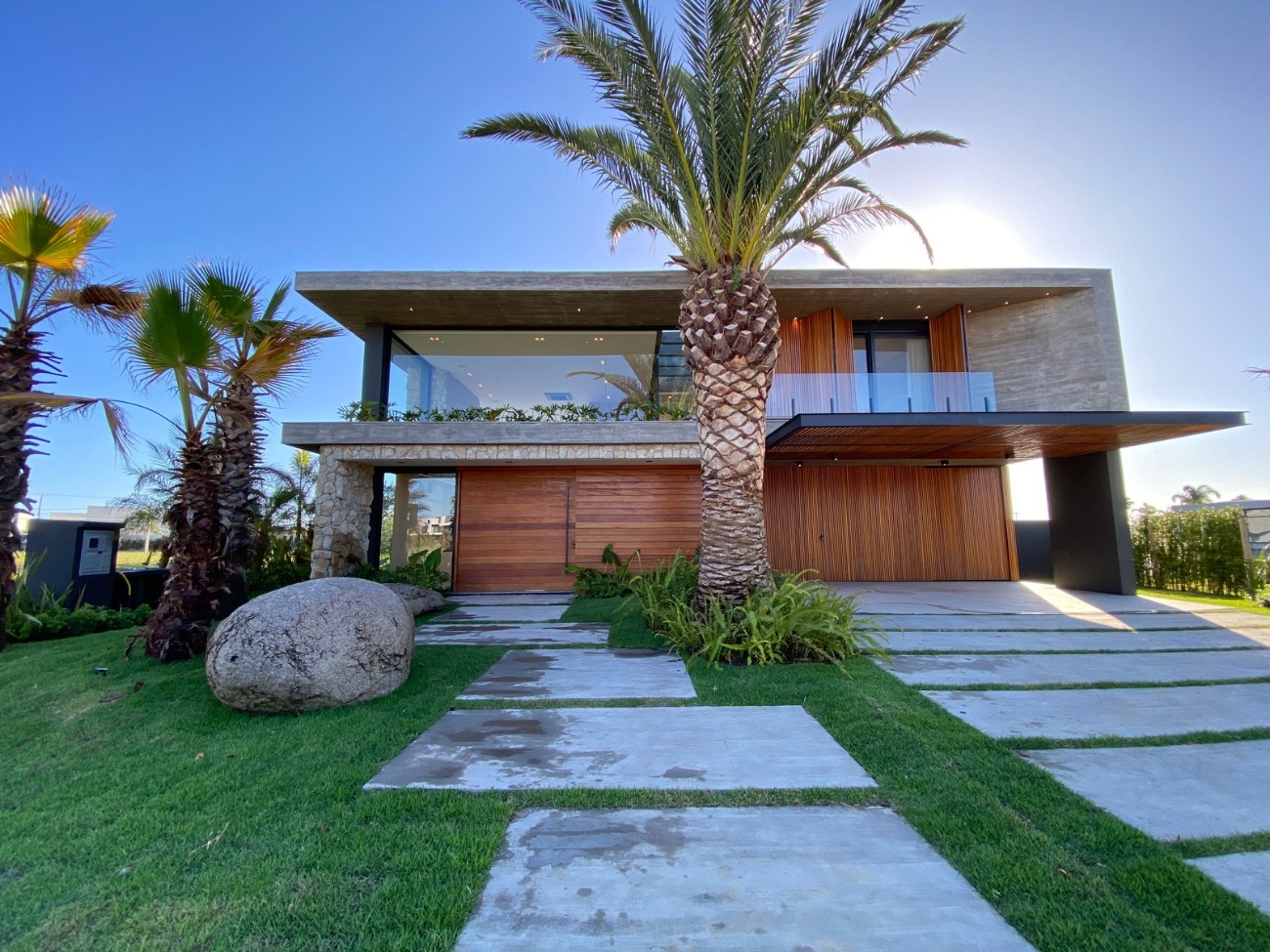 Imagem do imóvel Casa em condomínio 5 dormitórios para aluguel, Xangri-lá em Xangri-lá referência 274750