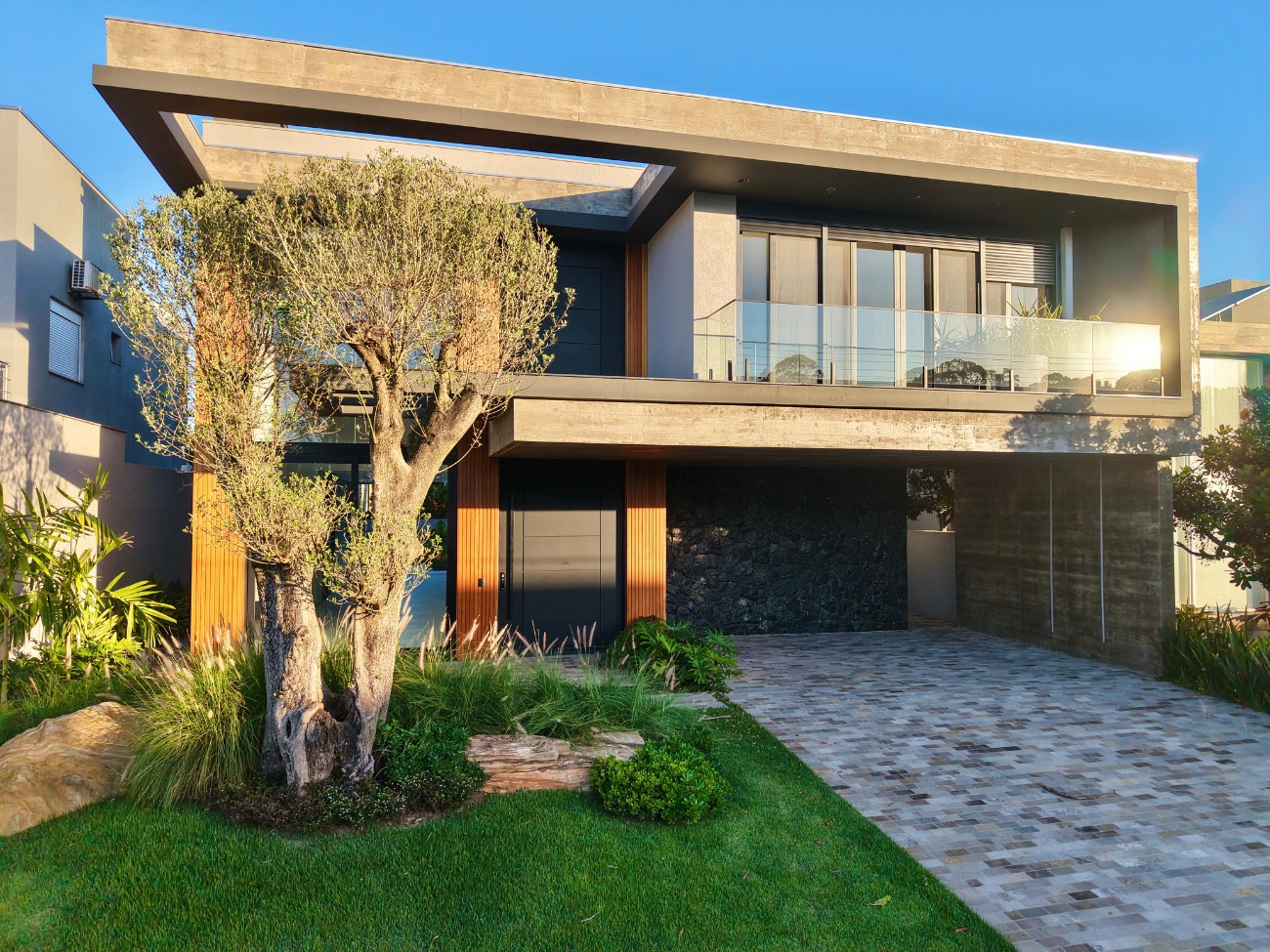 Imagem do imóvel Casa em condomínio 5 dormitórios para aluguel, Capão Da Canoa em Capão Da Canoa referência 277195