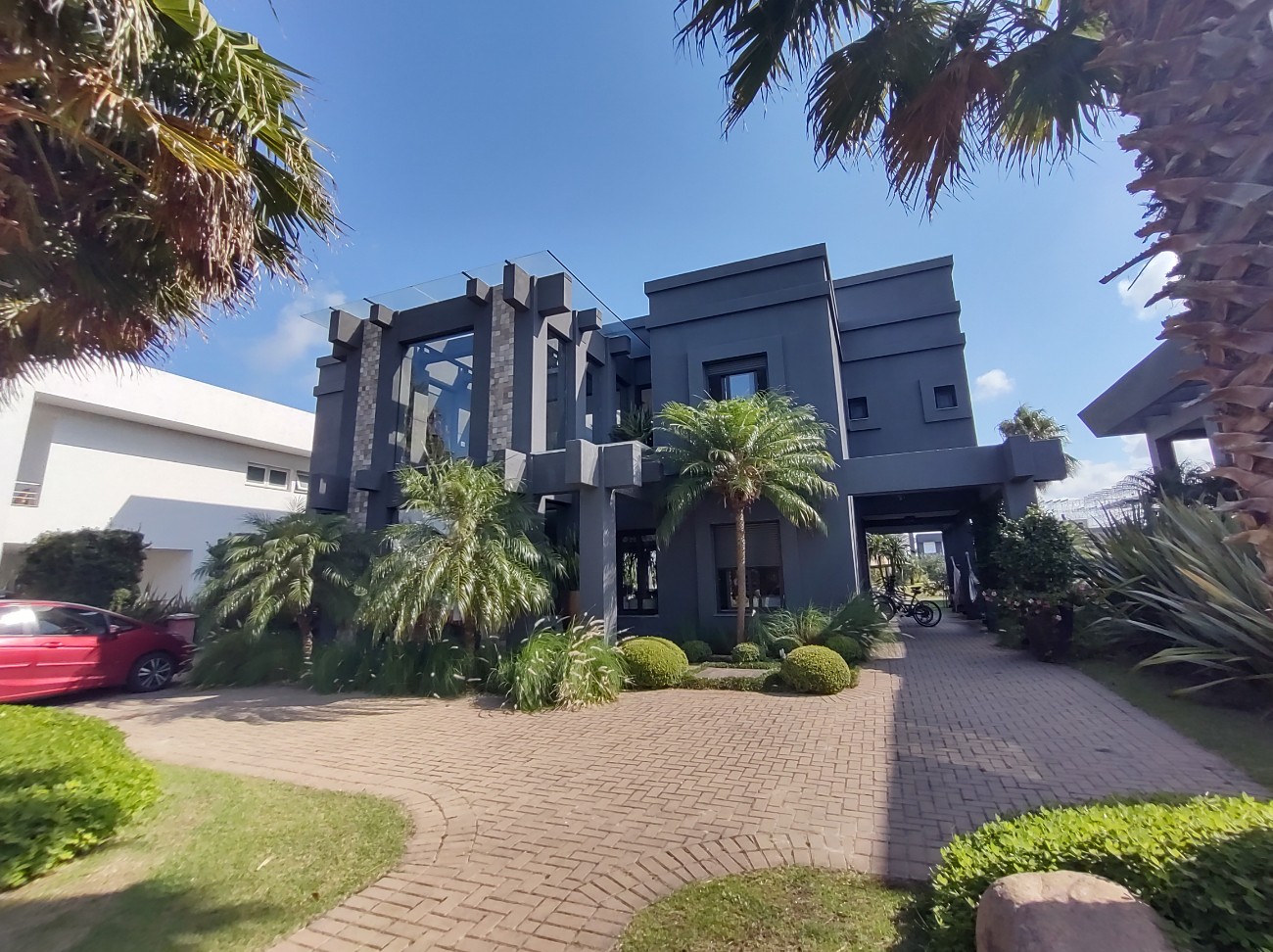 Imagem do imóvel Casa em condomínio 5 dormitórios para aluguel, Atlântida em Xangri-lá referência 304561