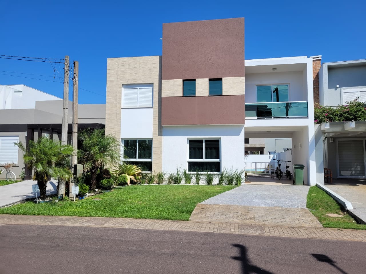 Imagem do imóvel Casa em condomínio 5 dormitórios para aluguel, Noiva Do Mar em Xangri-lá referência 304667