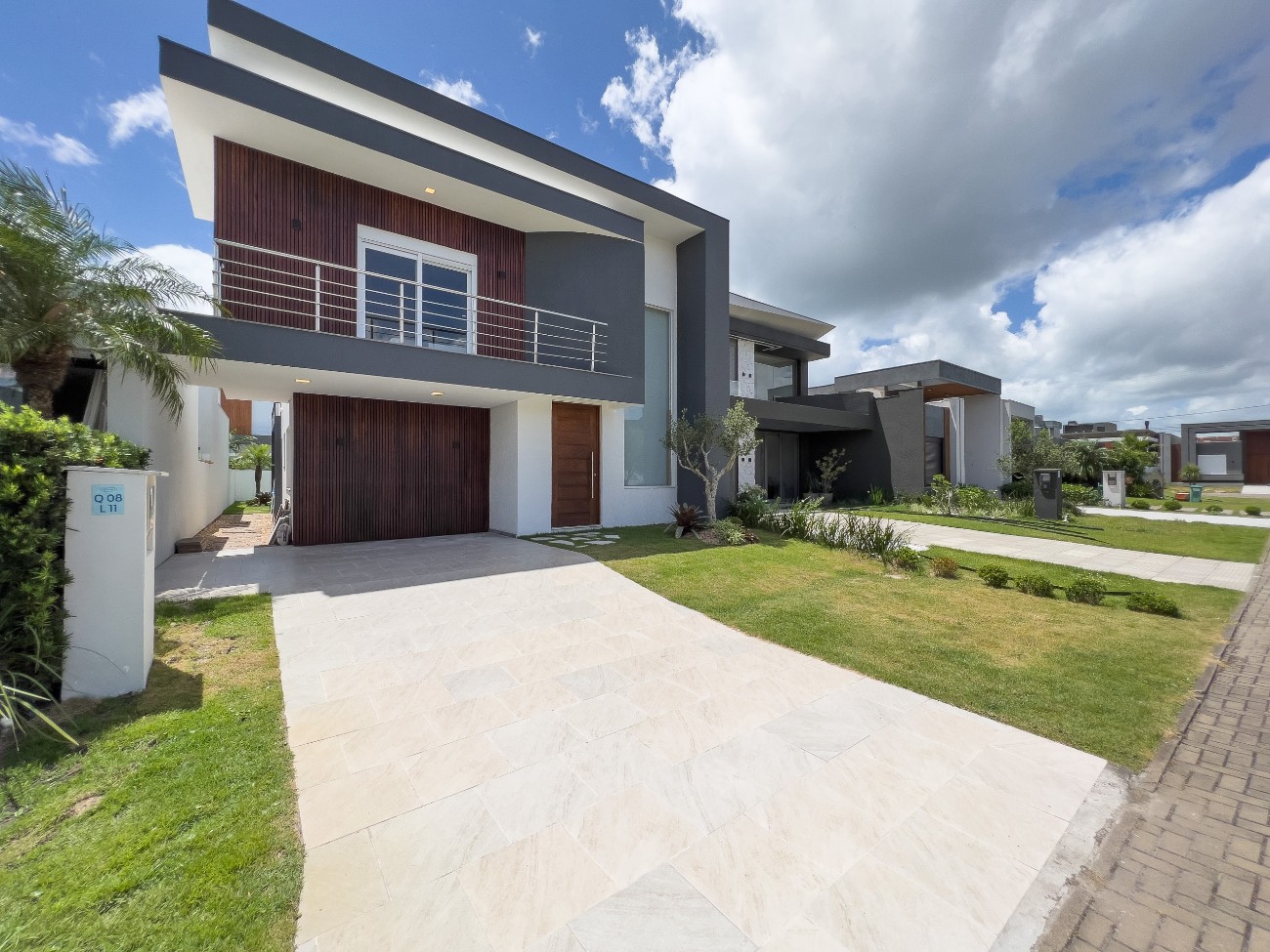 Imagem do imóvel Casa em condomínio 4 dormitórios para aluguel, Xangrilá em Xangri-lá referência 305194