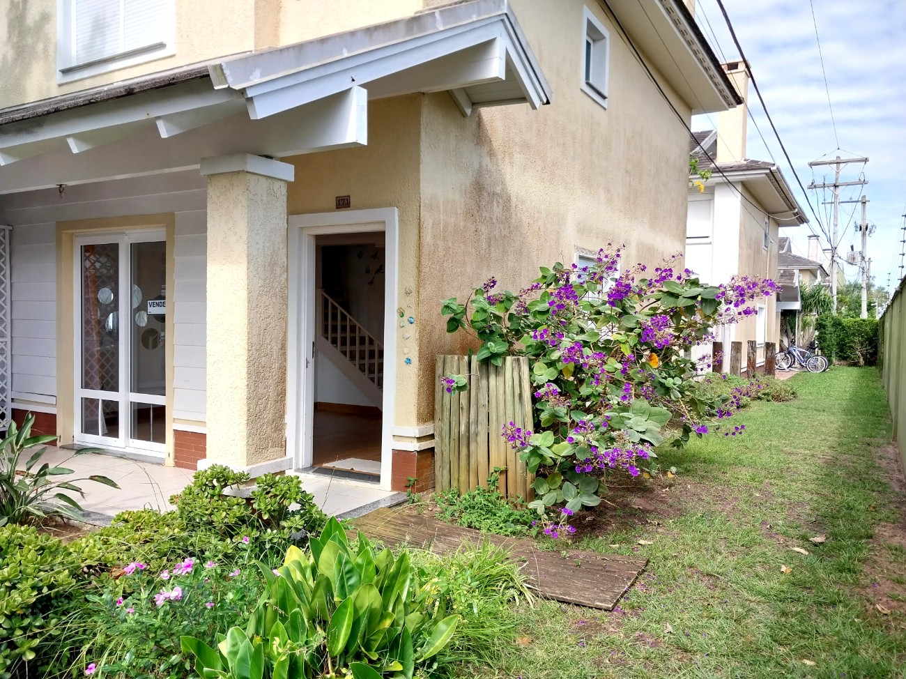 Imagem do imóvel Casa em condomínio 3 dormitórios para aluguel, Maristela em Xangri-lá referência 305487