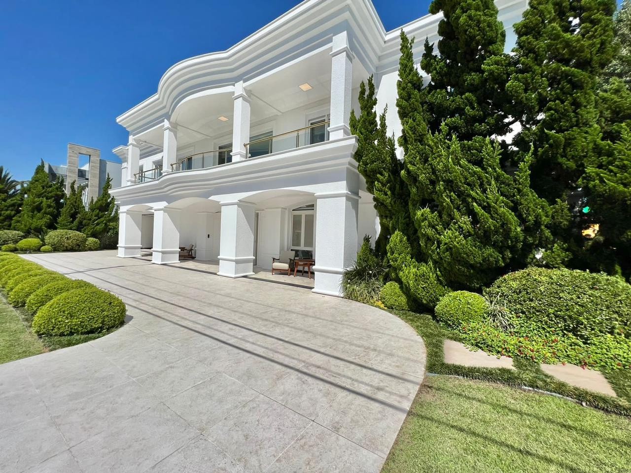 Imagem do imóvel Casa em condomínio 4 dormitórios para aluguel, Xangri-lá em Xangri-lá referência 305581