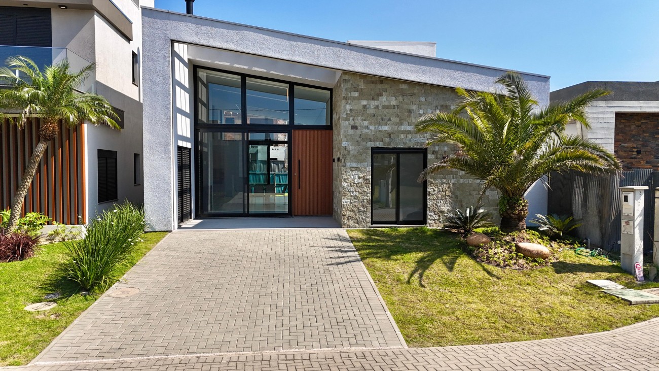 Imagem do imóvel Casa em condomínio 4 dormitórios para aluguel, Xangri-lá em Xangri-lá referência 306343