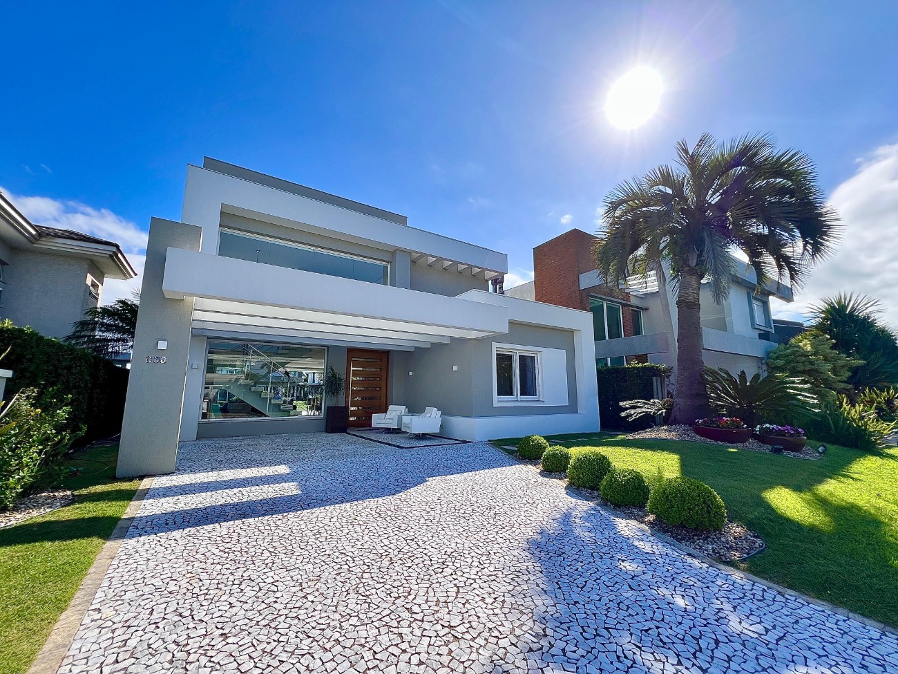 Imagem do imóvel Casa em condomínio 4 dormitórios para aluguel, Xangri-lá em Xangri-lá referência 306466