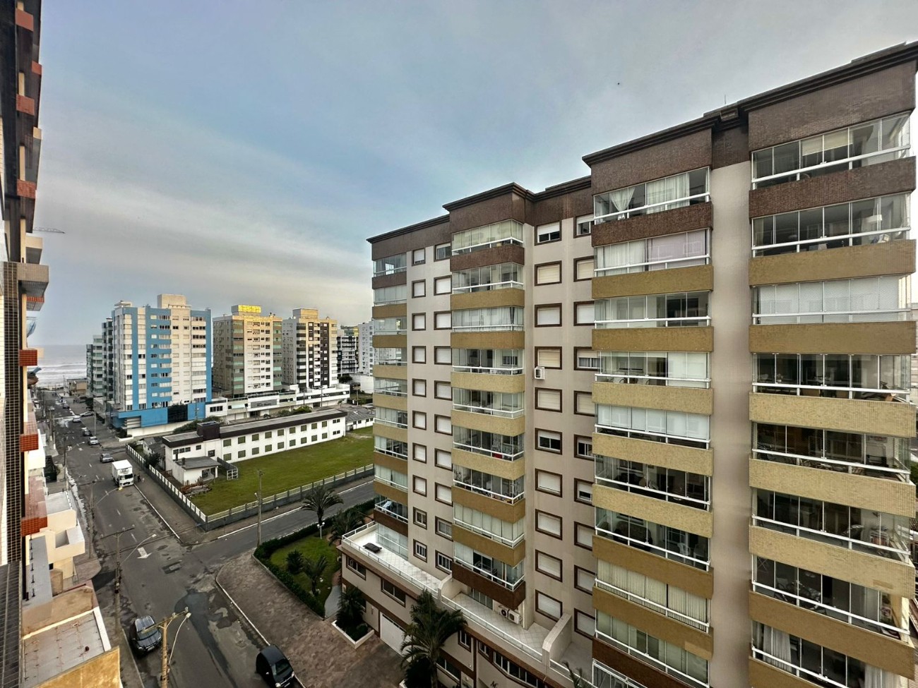 Imagem do imóvel Apartamento 2 dormitórios para aluguel, Zona Nova em Capão Da Canoa referência 306512