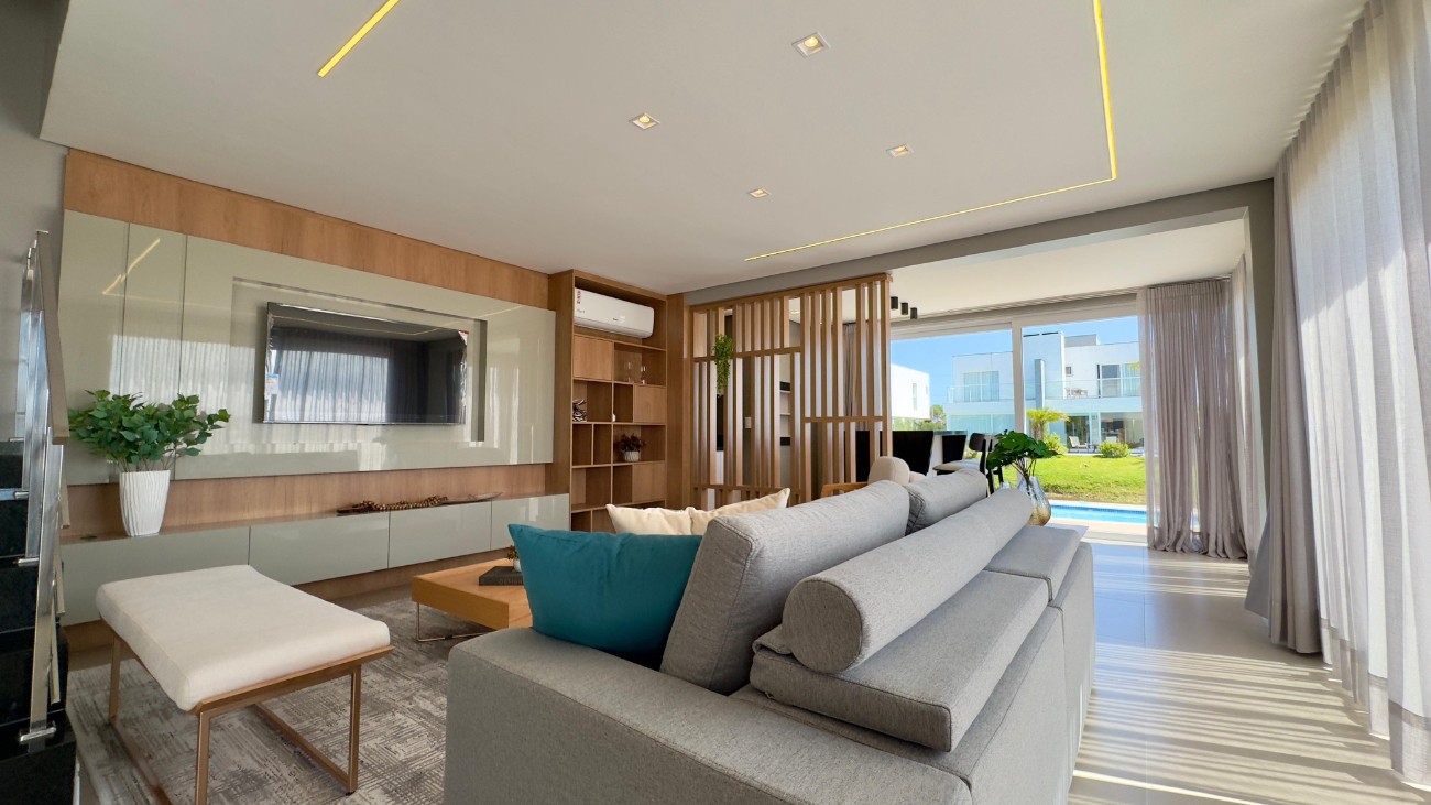 Imagem do imóvel Casa em condomínio 3 dormitórios para aluguel, Atlântida em Xangri-lá referência 306704