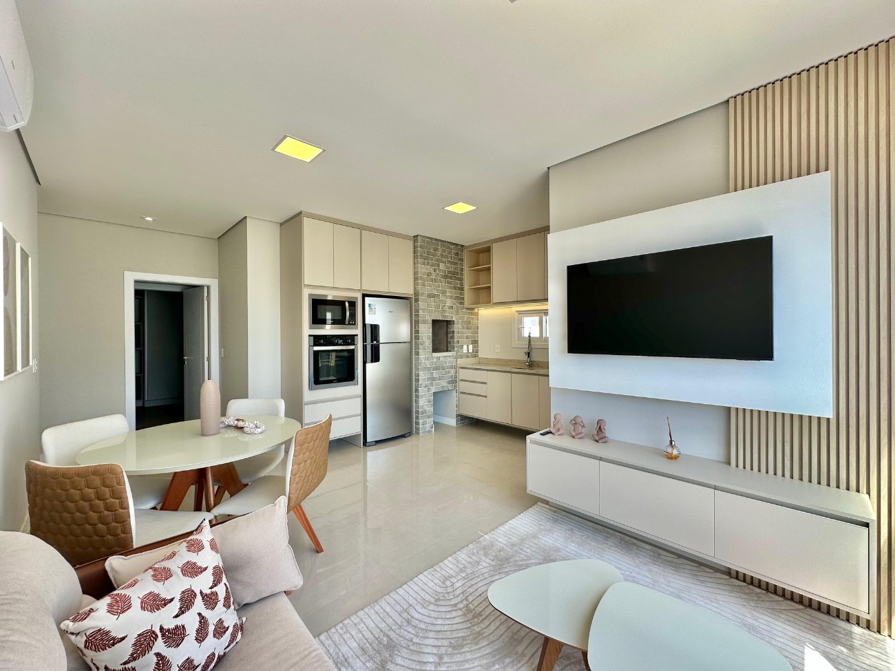 Imagem do imóvel Apartamento 2 dormitórios para aluguel, Zona Nova em Capão Da Canoa referência 306727