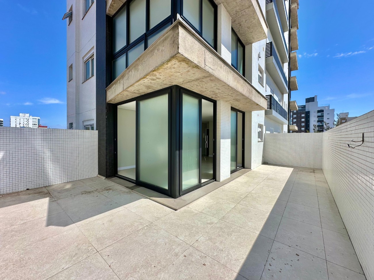 Imagem do imóvel Apartamento 3 dormitórios para aluguel, Zona Nova em Capão Da Canoa referência 306728