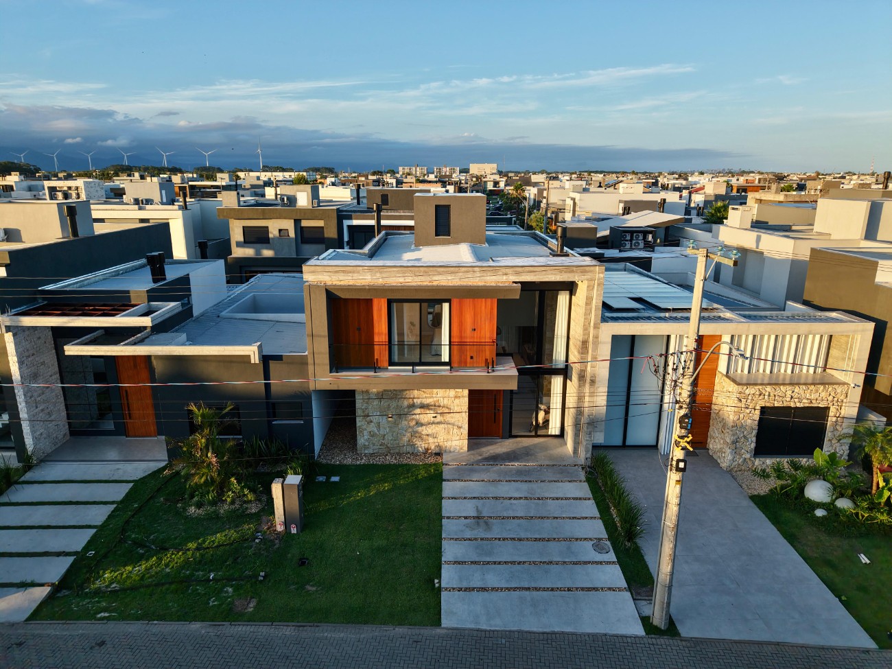 Imagem do imóvel Casa em condomínio 4 dormitórios para aluguel, Xangri-lá em Xangri-lá referência 306774