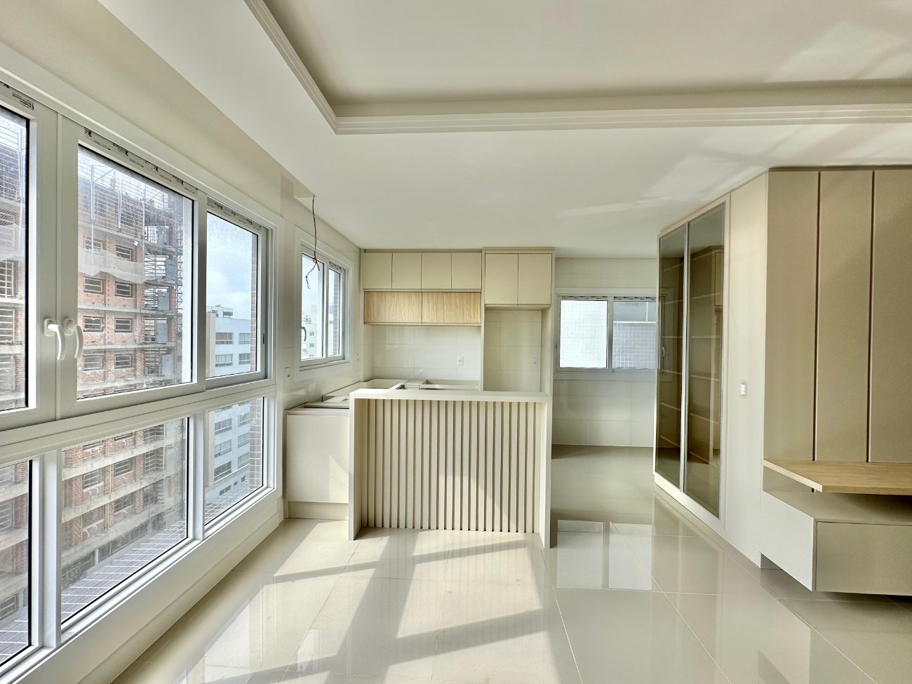 Imagem do imóvel Apartamento 3 dormitórios para aluguel, Zona Nova em Capão Da Canoa referência 306843