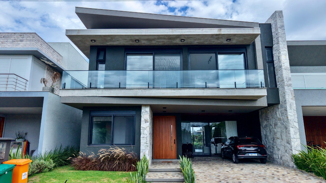 Imagem do imóvel Casa em condomínio 4 dormitórios para aluguel, Capão Da Canoa em Capão Da Canoa referência 306962