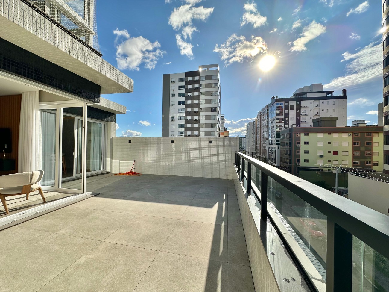 Imagem do imóvel Apartamento 3 dormitórios para aluguel, Zona Nova em Capão Da Canoa referência 306987