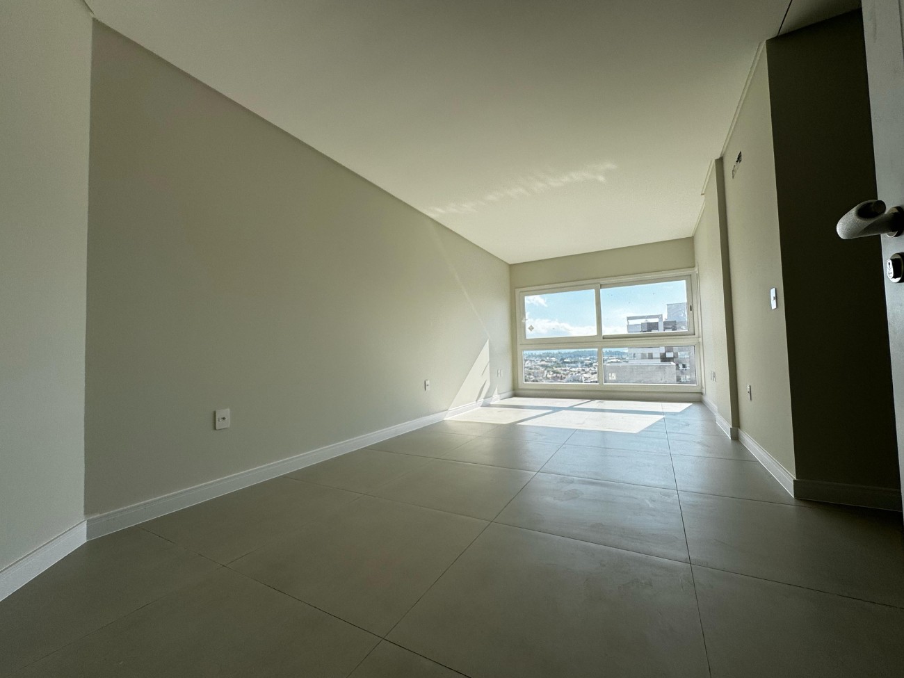 Imagem do imóvel Apartamento 2 dormitórios para aluguel, Zona Nova em Capão Da Canoa referência 306993