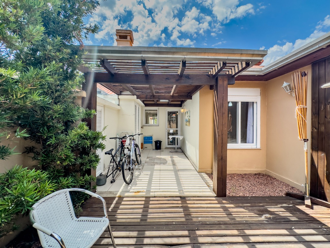 Imagem do imóvel Casa em condomínio 2 dormitórios para aluguel, Noiva Do Mar em Xangri-lá referência 307130