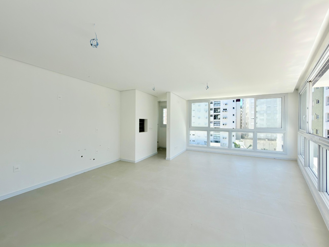 Imagem do imóvel Apartamento 3 dormitórios para aluguel, Navegantes em Capão Da Canoa referência 307599