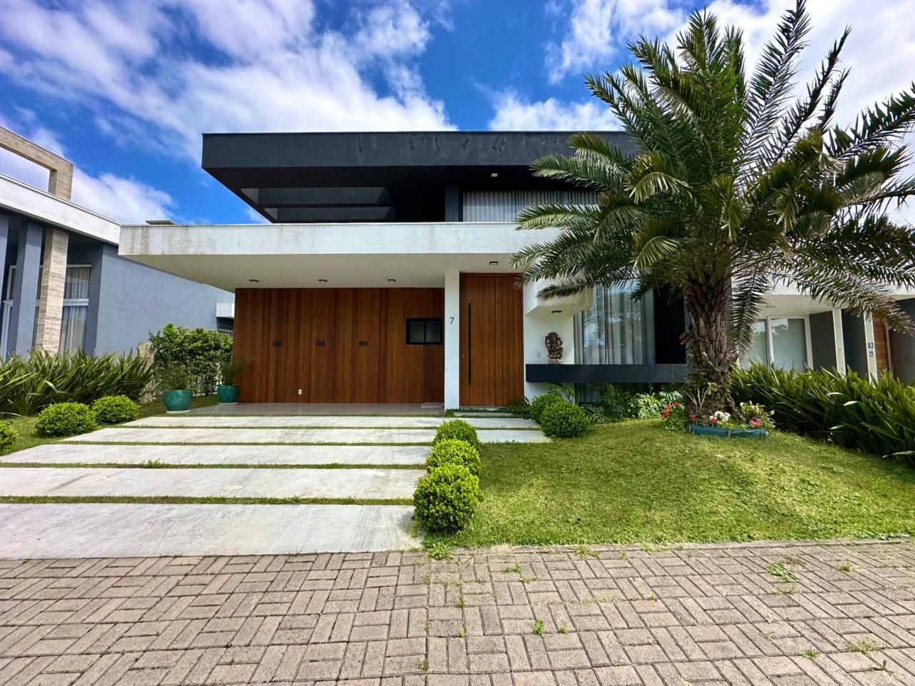 Imagem do imóvel Casa em condomínio 4 dormitórios para aluguel, Xangri-lá em Xangri-lá referência 307614