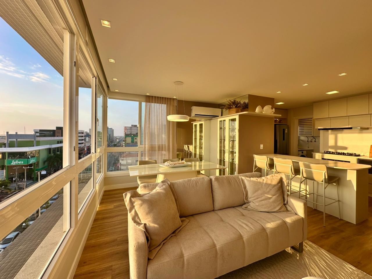 Imagem do imóvel Apartamento 2 dormitórios para aluguel, Centro em Capão Da Canoa referência 307655