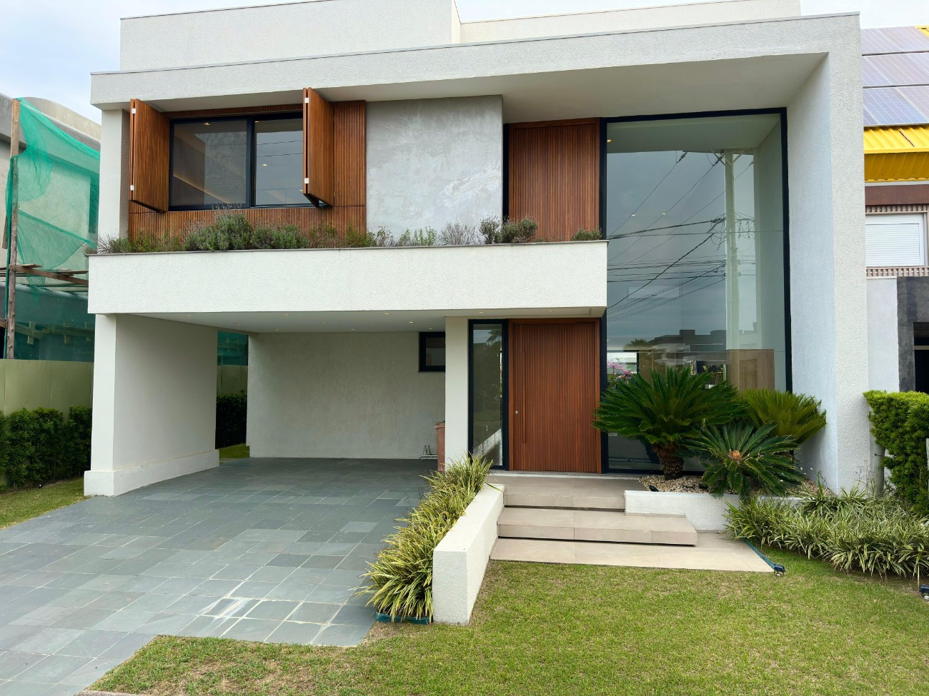 Imagem do imóvel Casa em condomínio 4 dormitórios para aluguel, Capão Da Canoa em Capão Da Canoa referência 307696