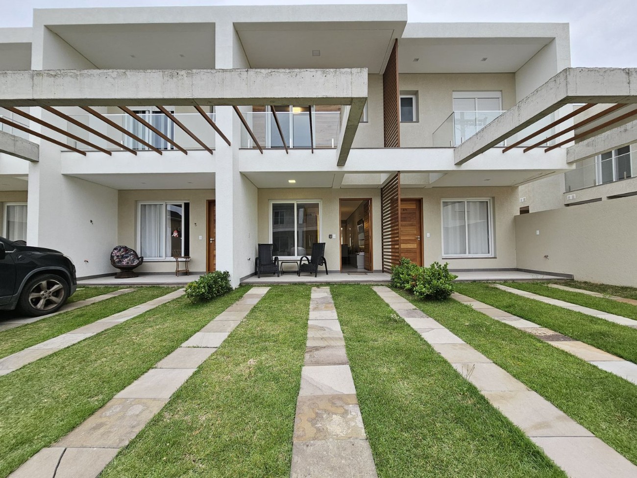 Imagem do imóvel Casa em condomínio 2 dormitórios para aluguel, Zona  Nova em Capão Da Canoa referência 307697