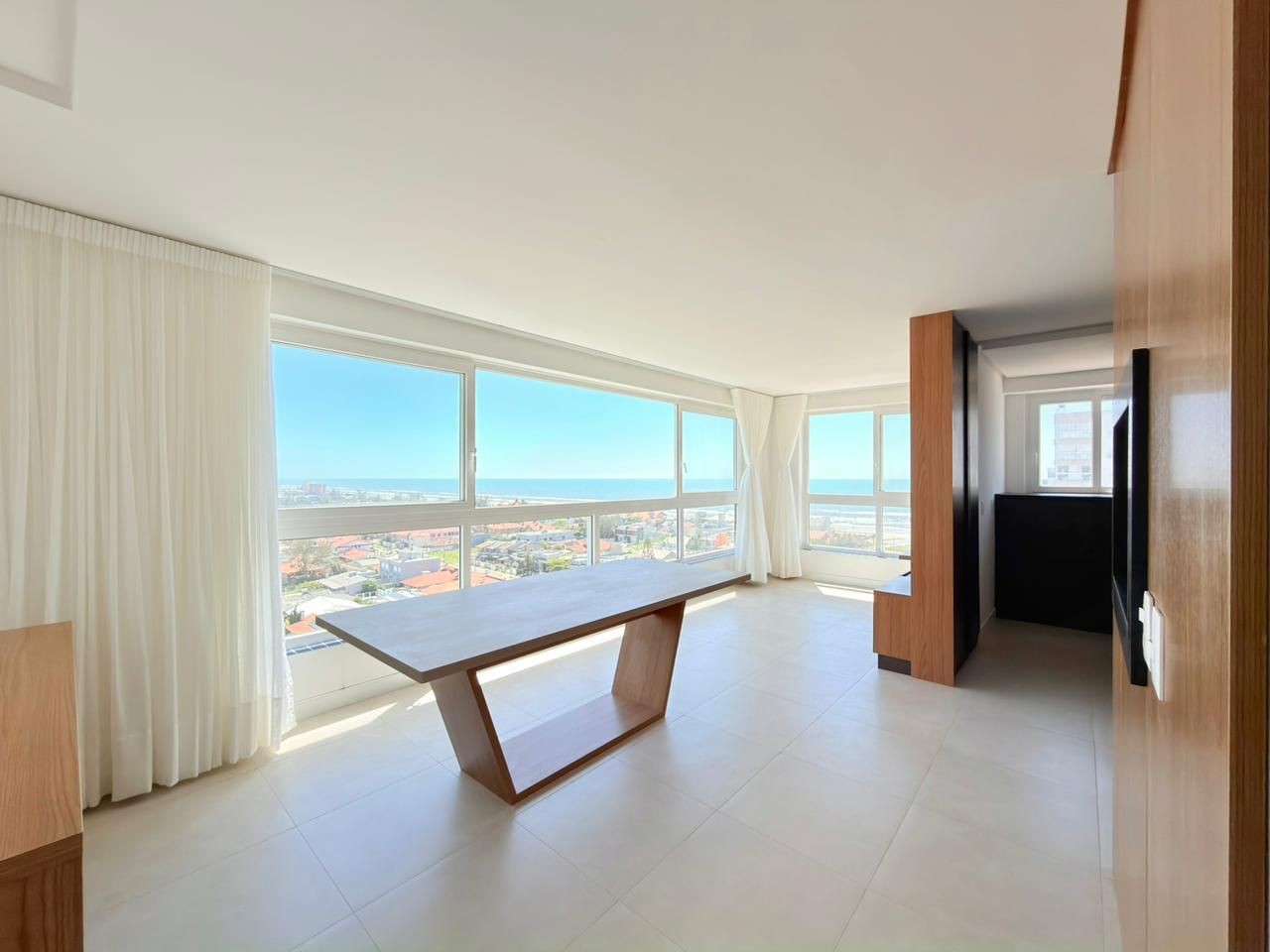 Imagem do imóvel Apartamento 3 dormitórios para aluguel, Zona Nova em Capão Da Canoa referência 307881