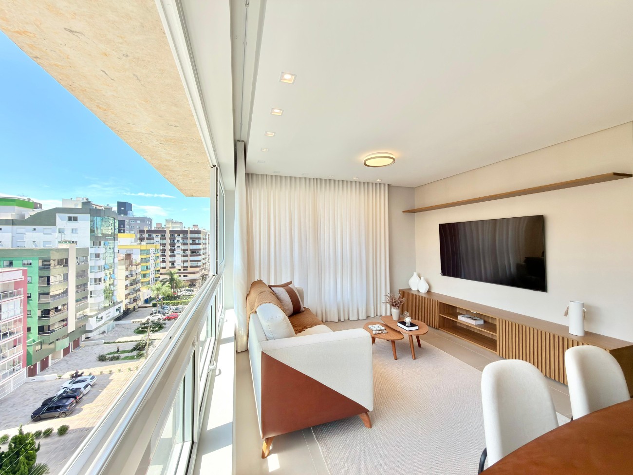 Imagem do imóvel Apartamento 3 dormitórios para aluguel, Zona Nova em Capão Da Canoa referência 307909