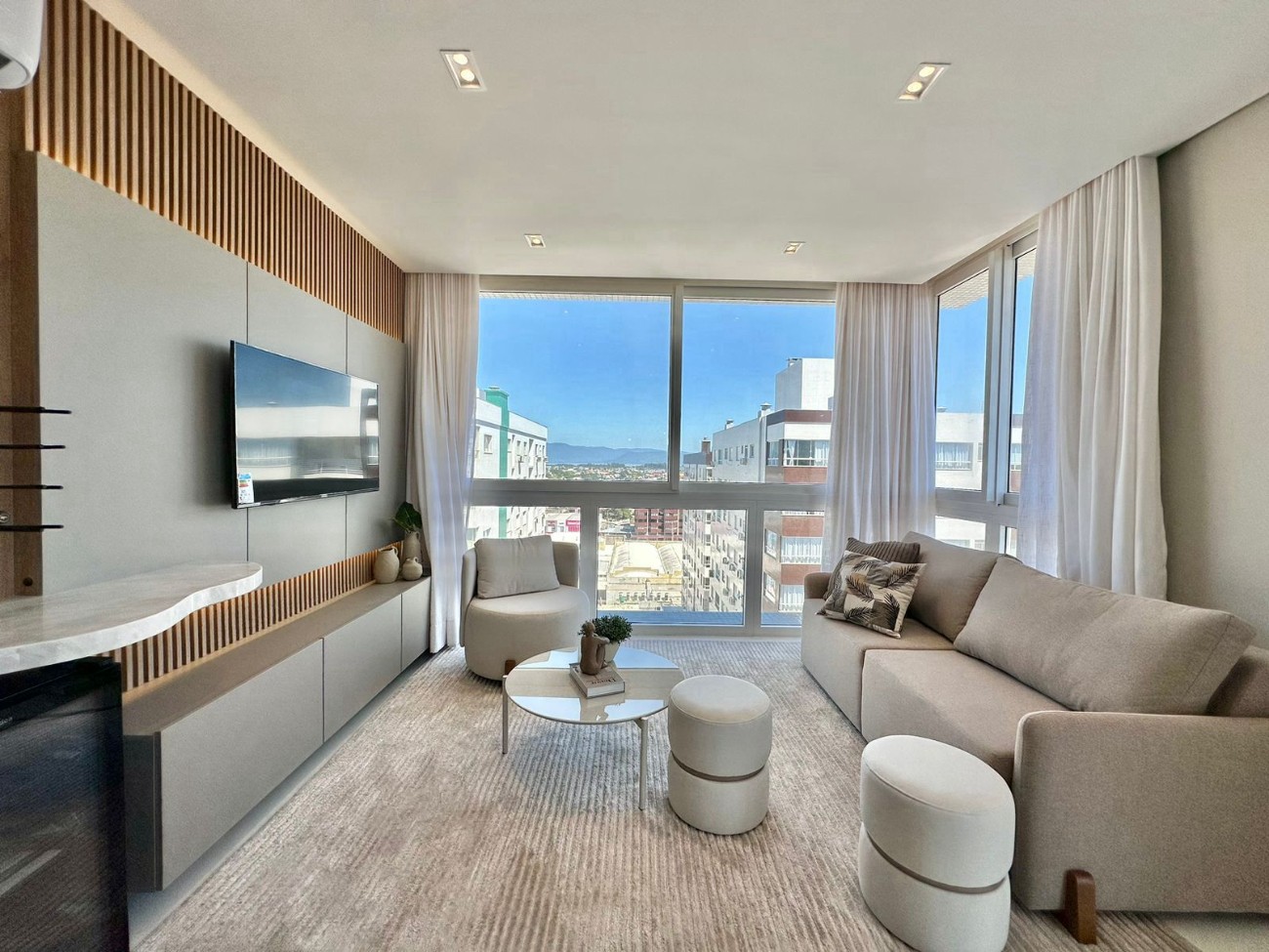 Imagem do imóvel Apartamento 3 dormitórios para aluguel, Centro em Capão Da Canoa referência 307965