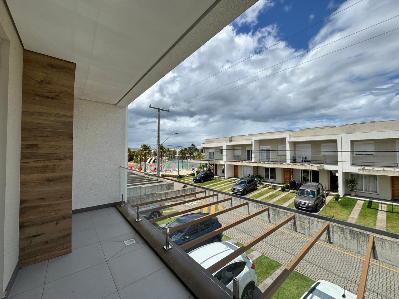 Imagem do imóvel Casa em condomínio 3 dormitórios para aluguel, Zona  Nova em Capão Da Canoa referência 307967