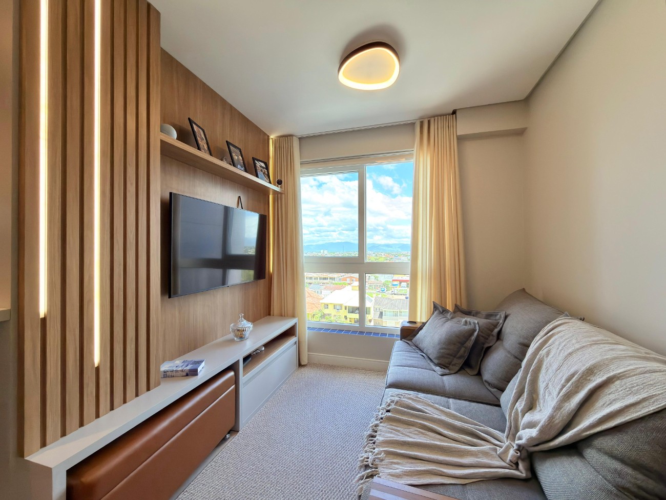 Imagem do imóvel Apartamento 2 dormitórios para aluguel, Zona Nova em Capão Da Canoa referência 307985