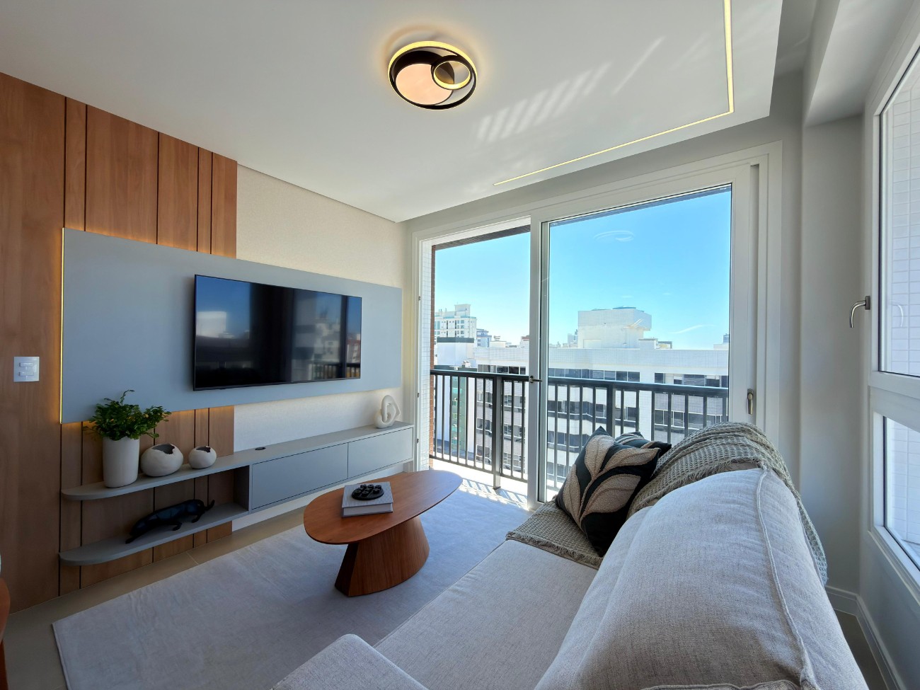 Imagem do imóvel Apartamento 3 dormitórios para aluguel, Zona Nova em Capão Da Canoa referência 308008