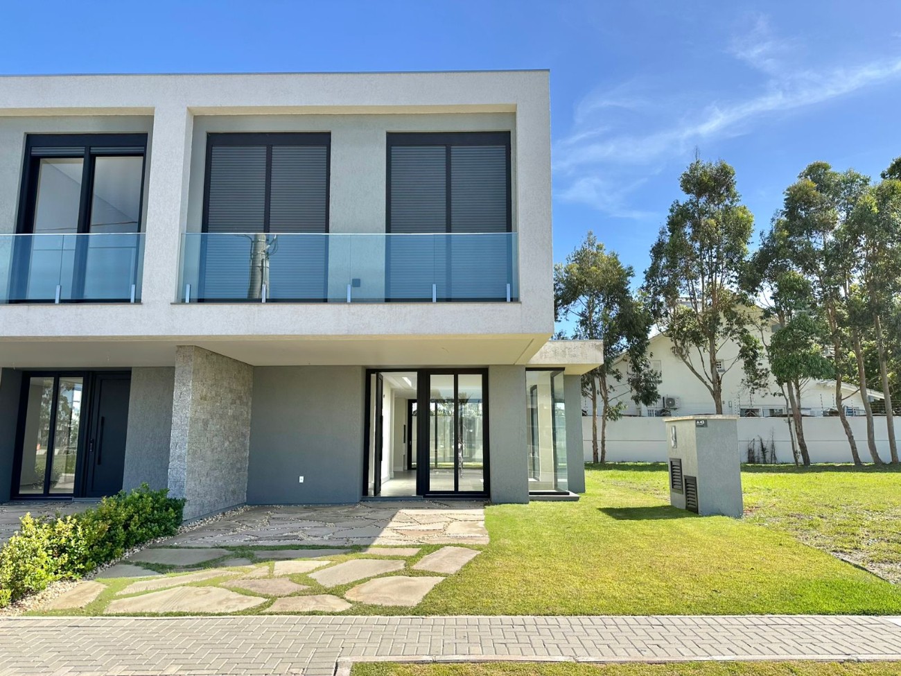 Imagem do imóvel Casa em condomínio 3 dormitórios para aluguel, Atlântida em Xangri-lá referência 308081