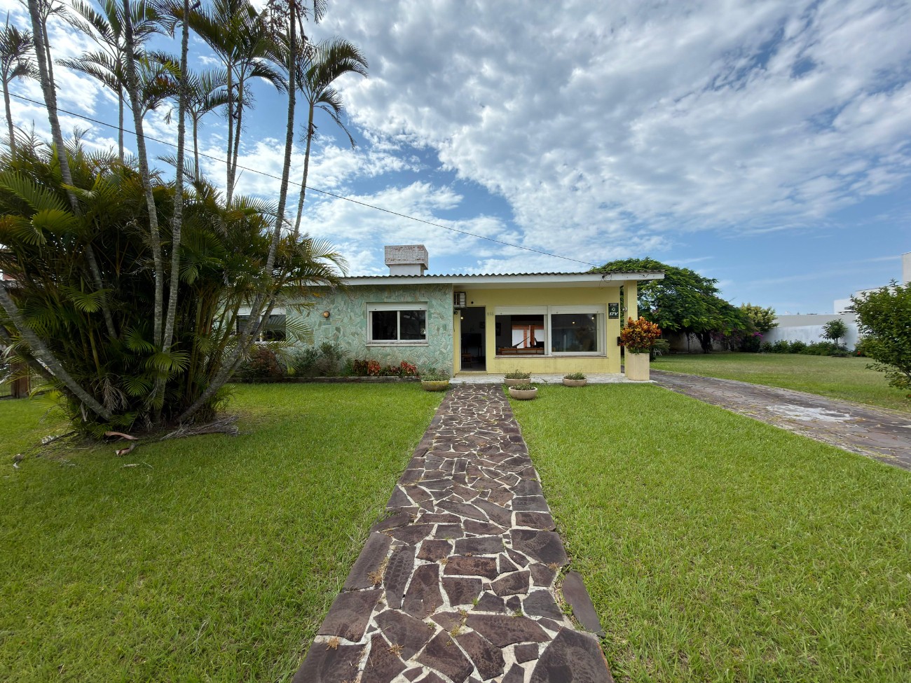 Imagem do imóvel Casa 3 dormitórios à venda,  Atlântida em Xangri-lá referência 308143