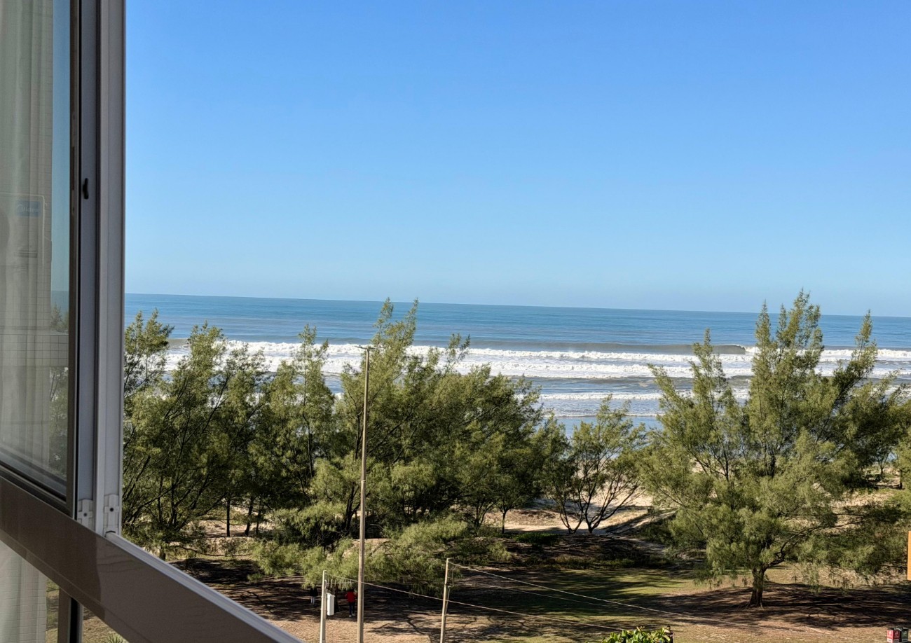 Imagem do imóvel Apartamento 6 dormitórios à venda, Navegantes em Capão Da Canoa referência 308313