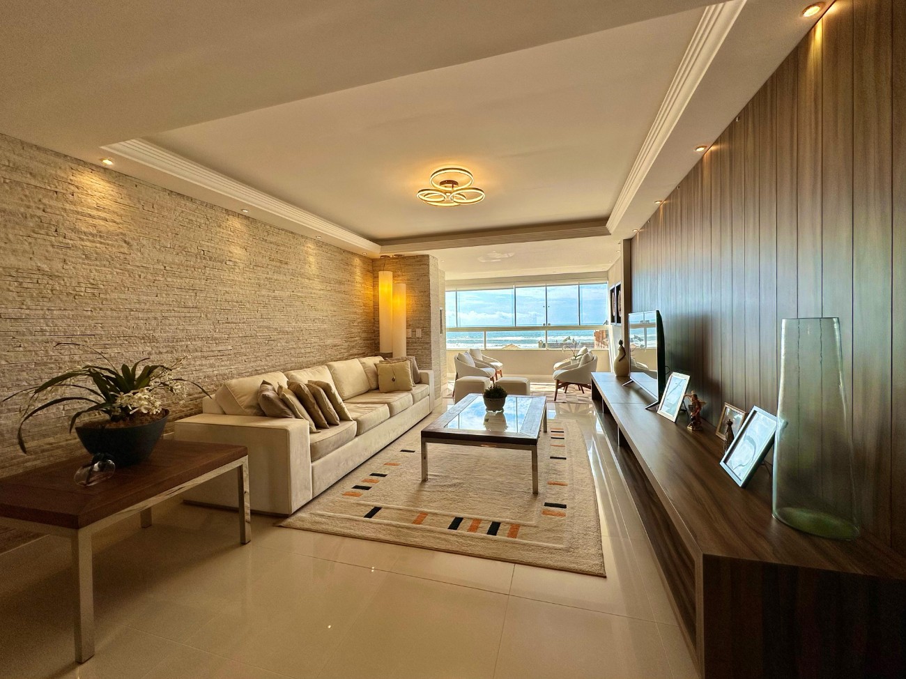 Imagem do imóvel Apartamento 4 dormitórios à venda, Centro em Capão Da Canoa referência 86733